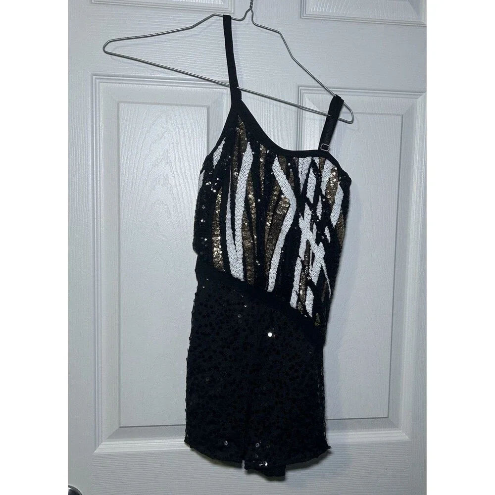 Costume Gallery Youth Girl’s Asymmetrical Sequin Shorts Dance Outfit Size Large